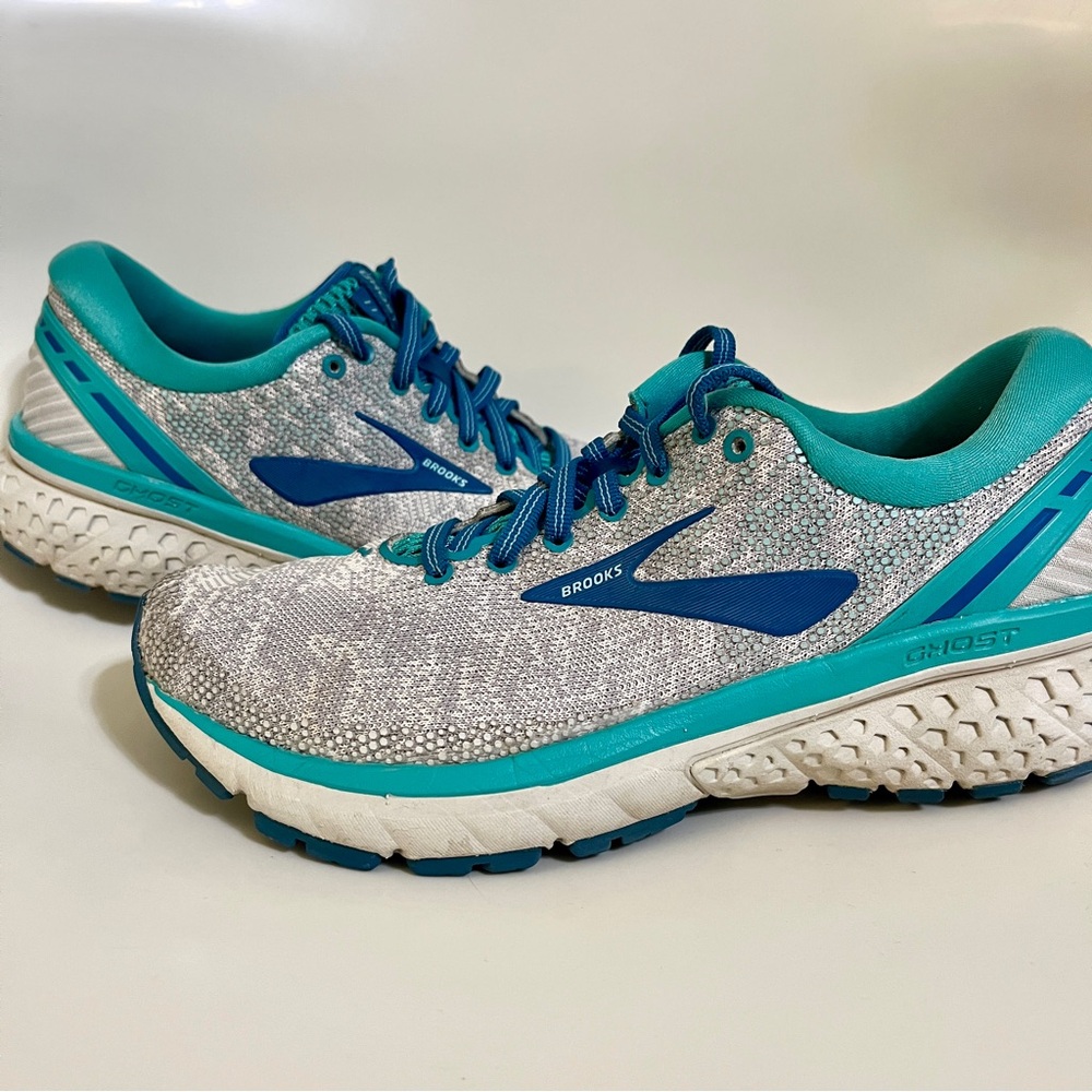 Like New Brooks Ghost 11 Running Shoes